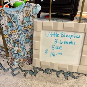 Little sleepies